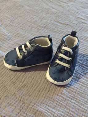 Kids Navy Fox Print Shoes